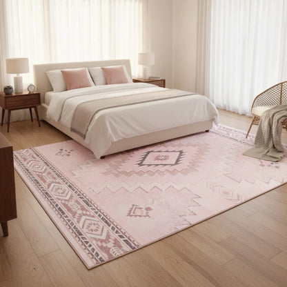 Tapis Marocain Rose Motifs Aztèques Antidérapant
